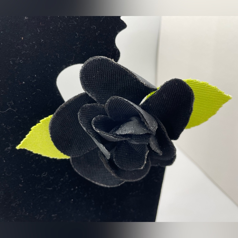 Authentic CHANEL vintage black camellia brooch pin with green leaves